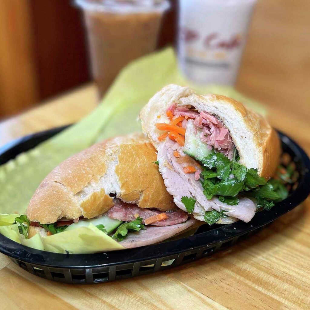 A traditional Vietnamese sandwich sliced in half.